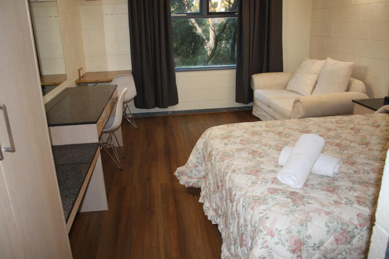 Coburg Motor Inn Melbourne Buitenkant foto